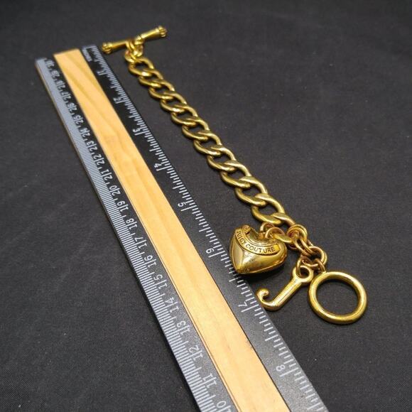 Juicy Couture Gold Tone Puffy Heart Toggle Bracelet 8" J Charm Vintage Jewelry - Picture 6 of 6